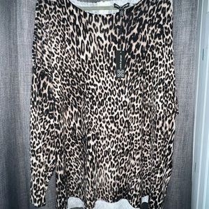 Cable and Gauge Womens Long Sleeve Leopard Print Shirt Size 2x NWOT